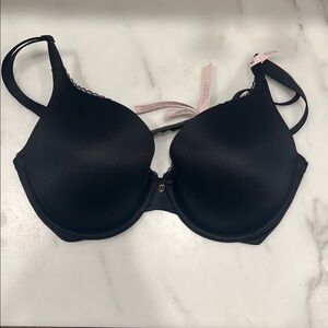 NWT Victoria's Secret Black Push Up Bra 32 DD
